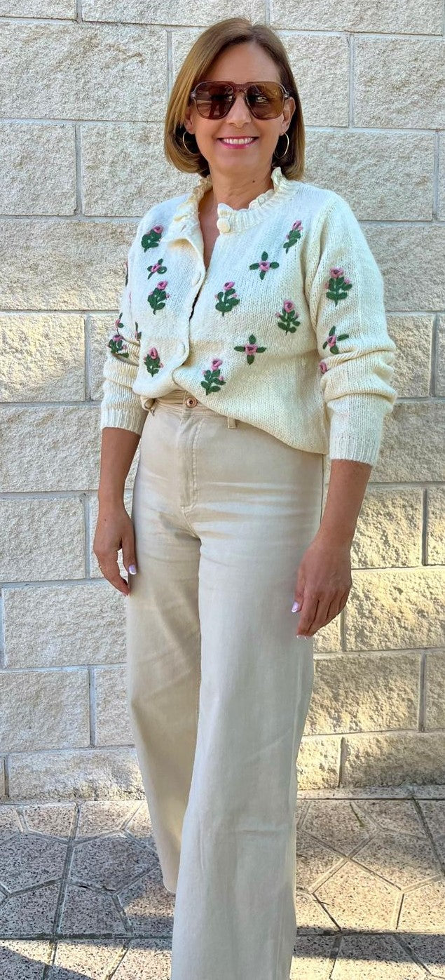 CHAQUETA BEIGE FLORES