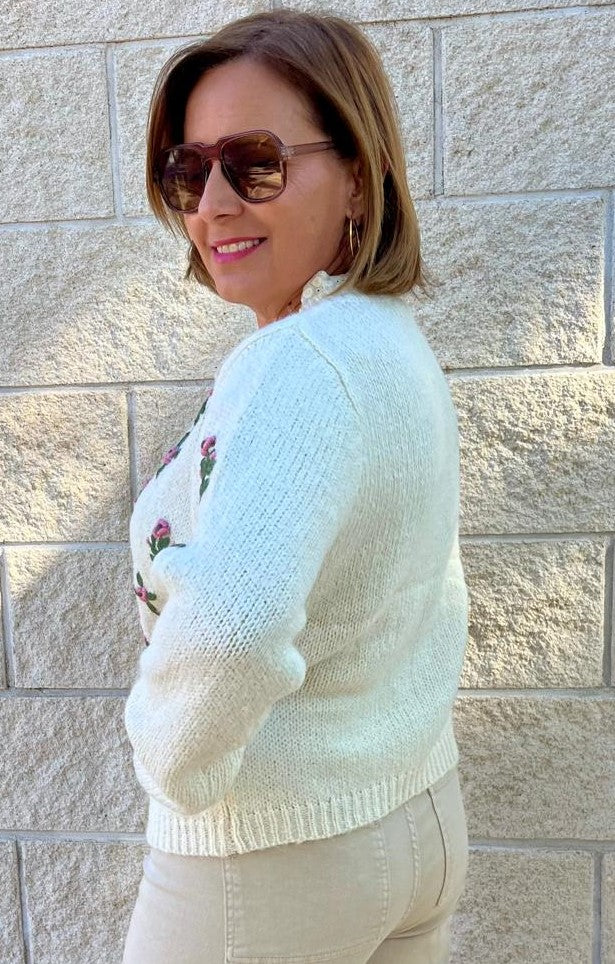 CHAQUETA BEIGE FLORES