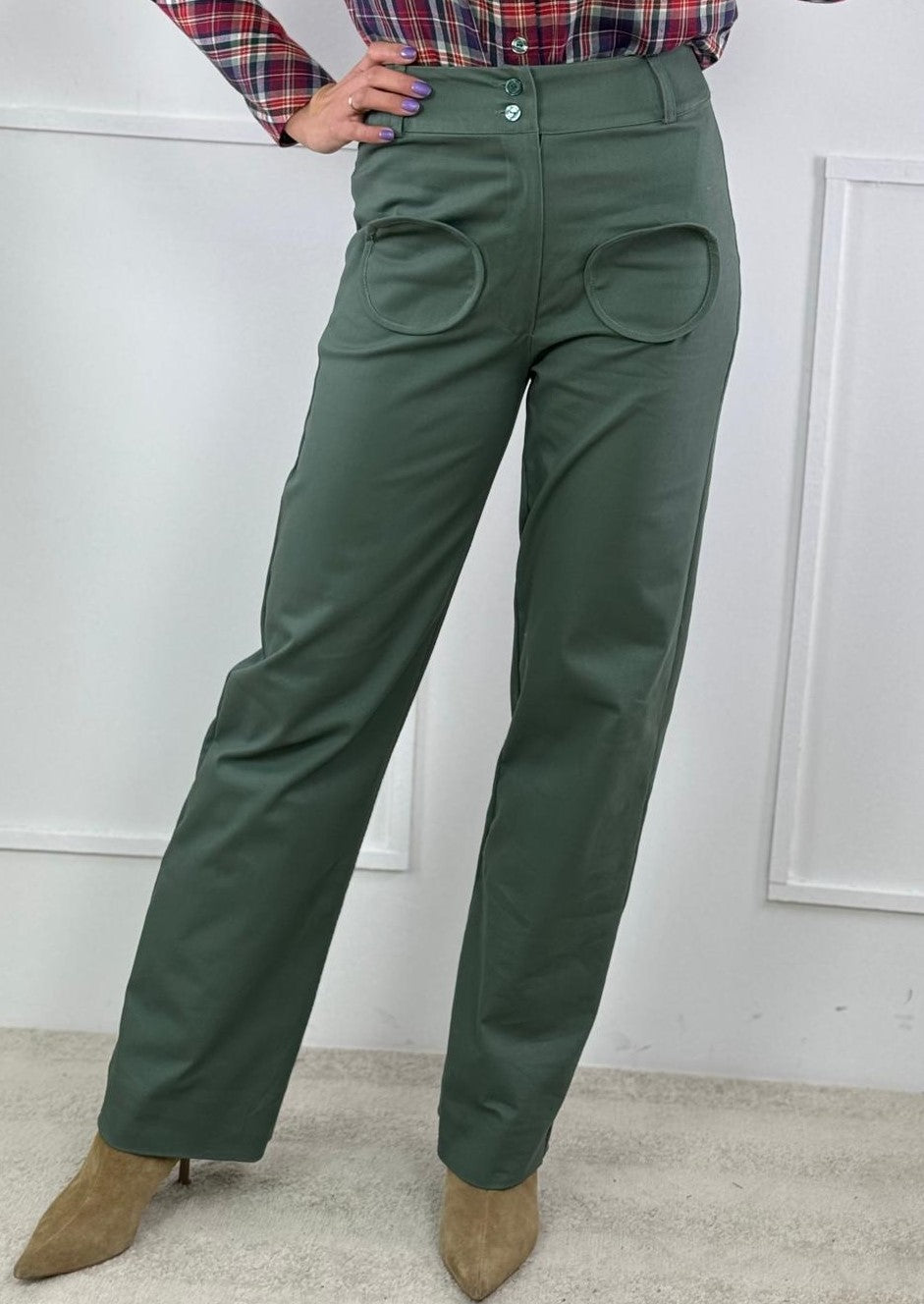 PANTALÓN VERDE URBANO