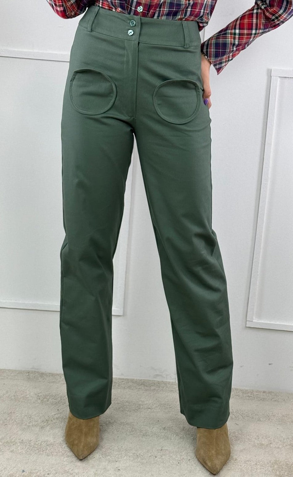 PANTALÓN VERDE URBANO