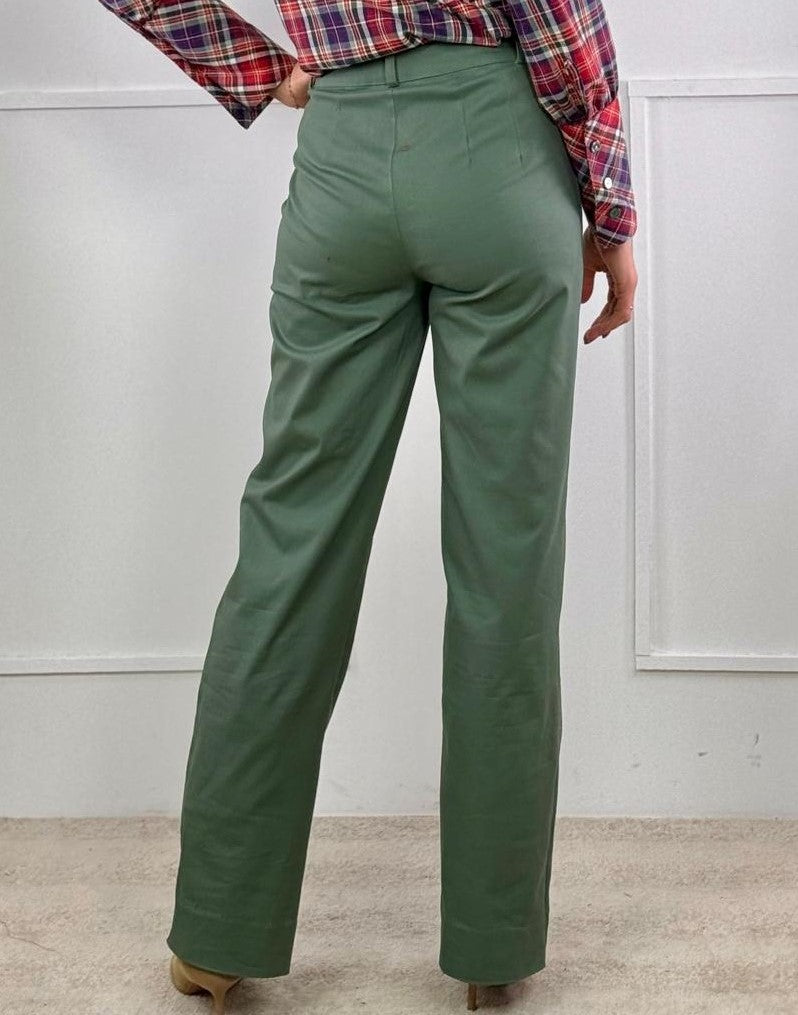 PANTALÓN VERDE URBANO