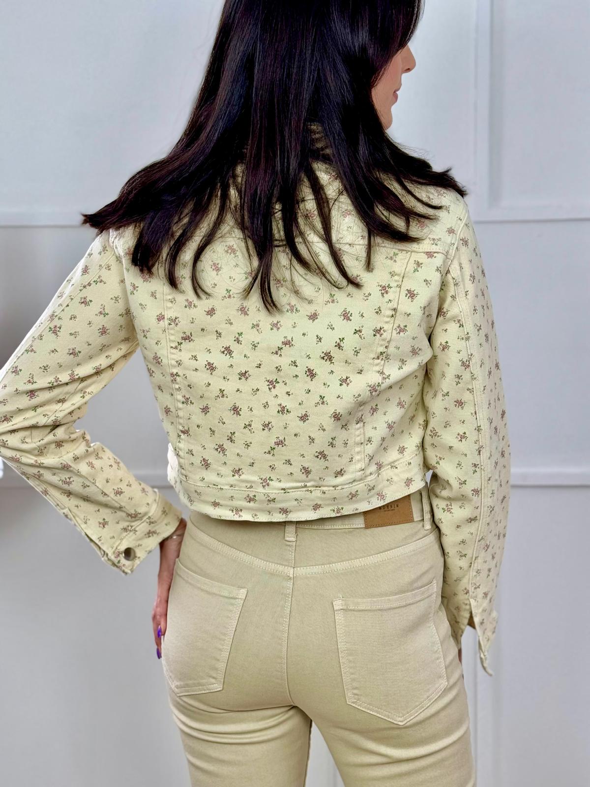 CAZADORA FLORAL