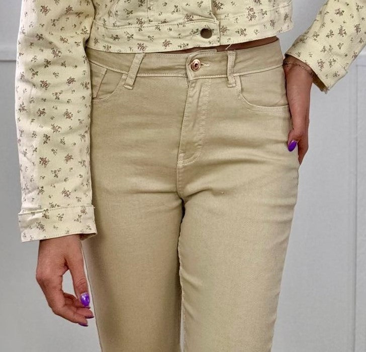 VAQUERO BEIGE FIT