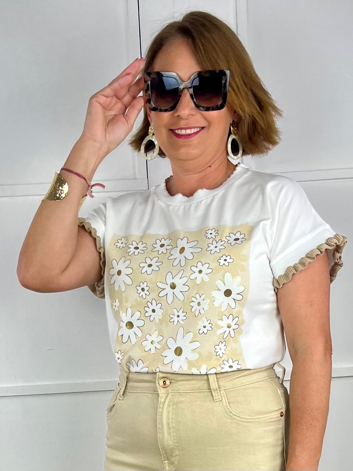 CAMISETA FLORAL ESTILO