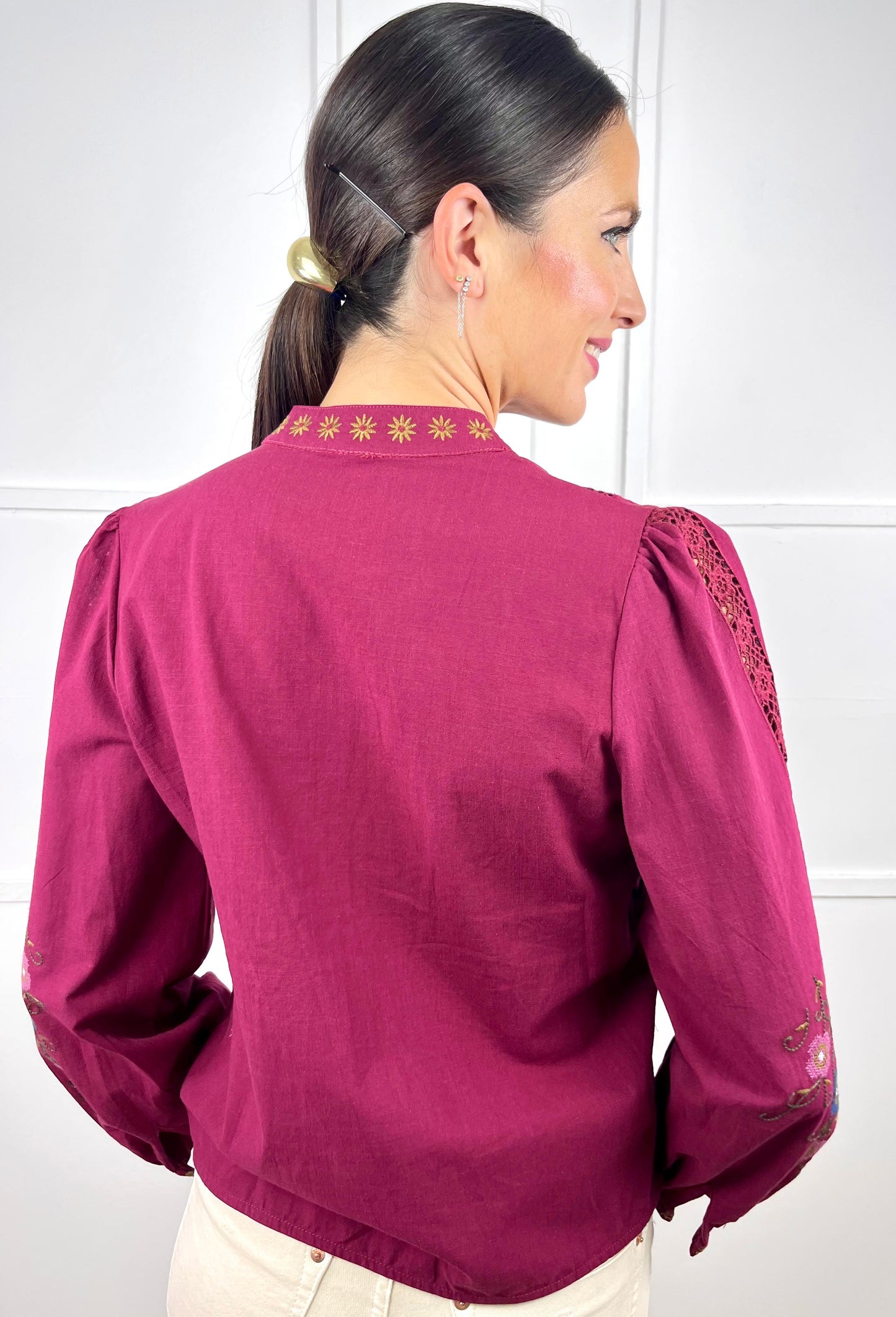 CAMISA BORDADA GRANATE