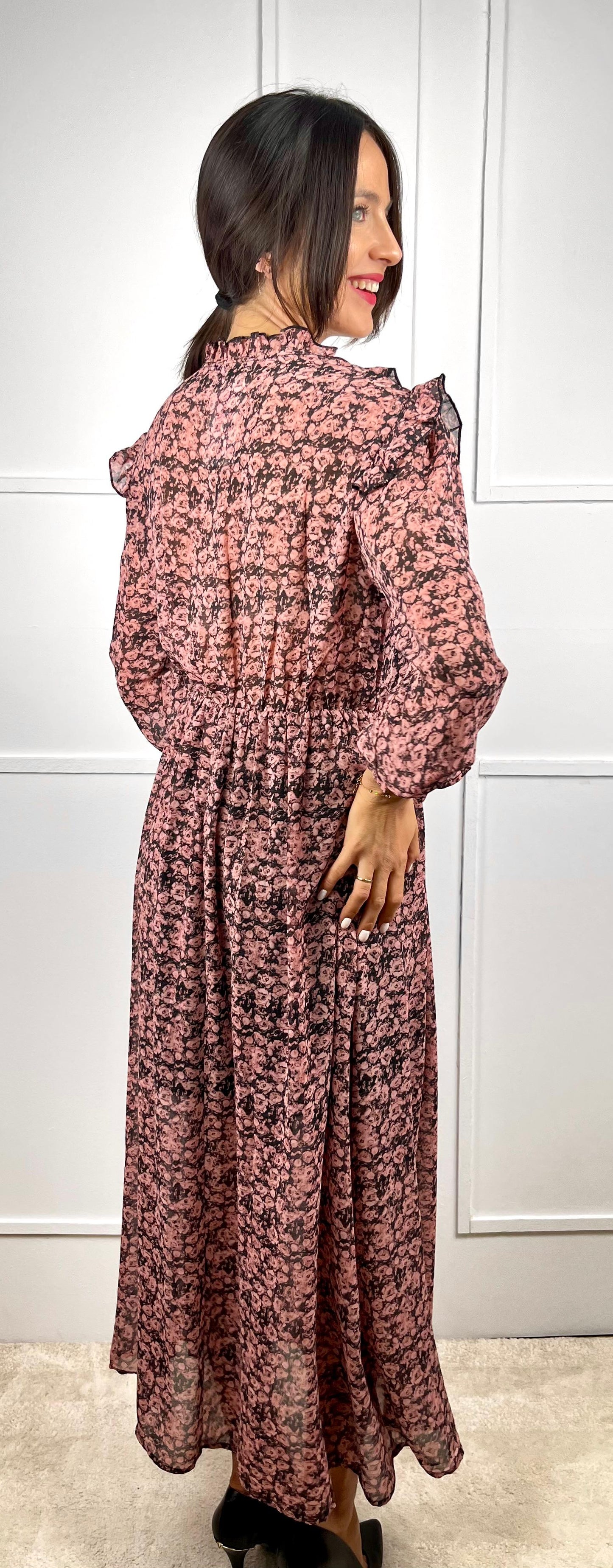 VESTIDO SUSPIRO DE ROSAS
