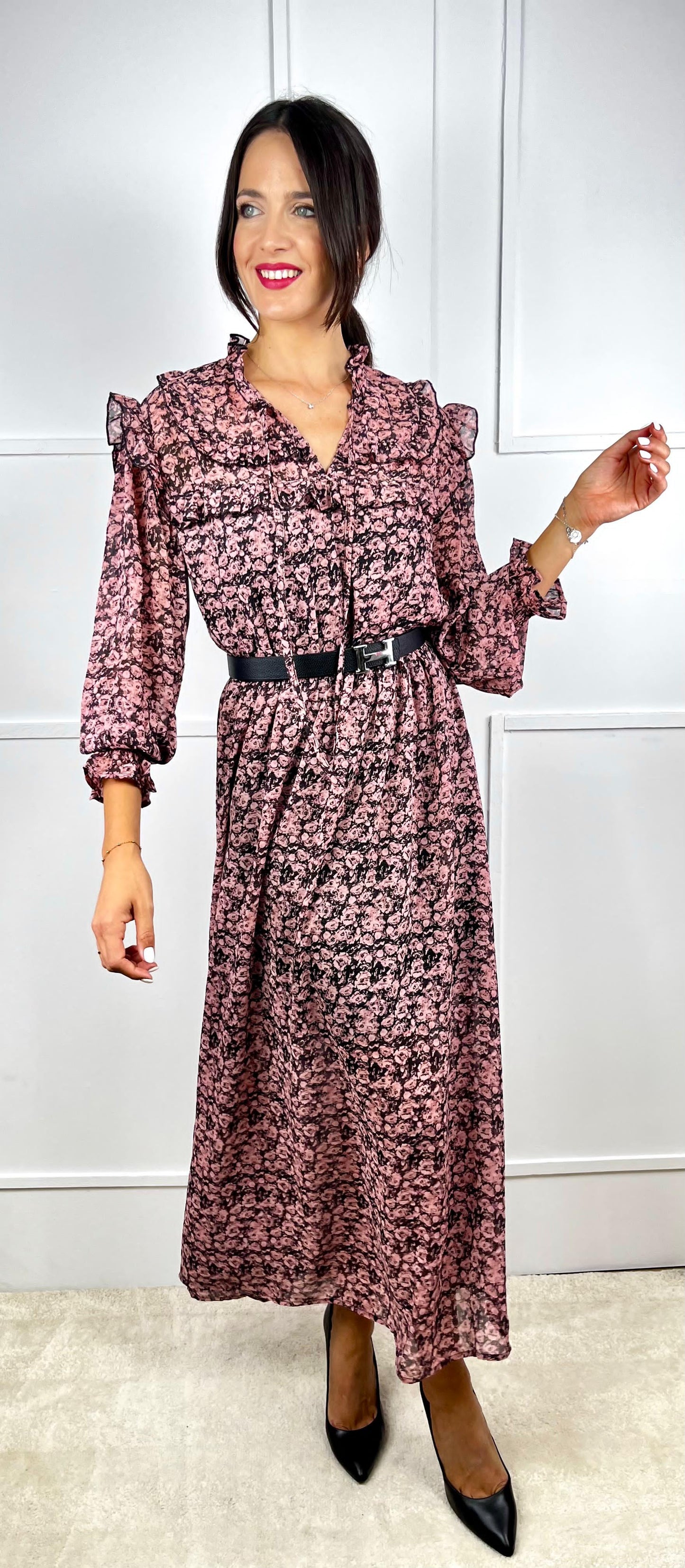 VESTIDO SUSPIRO DE ROSAS