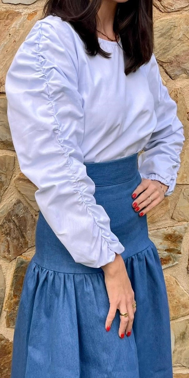 Camisa Azul Abullonada.