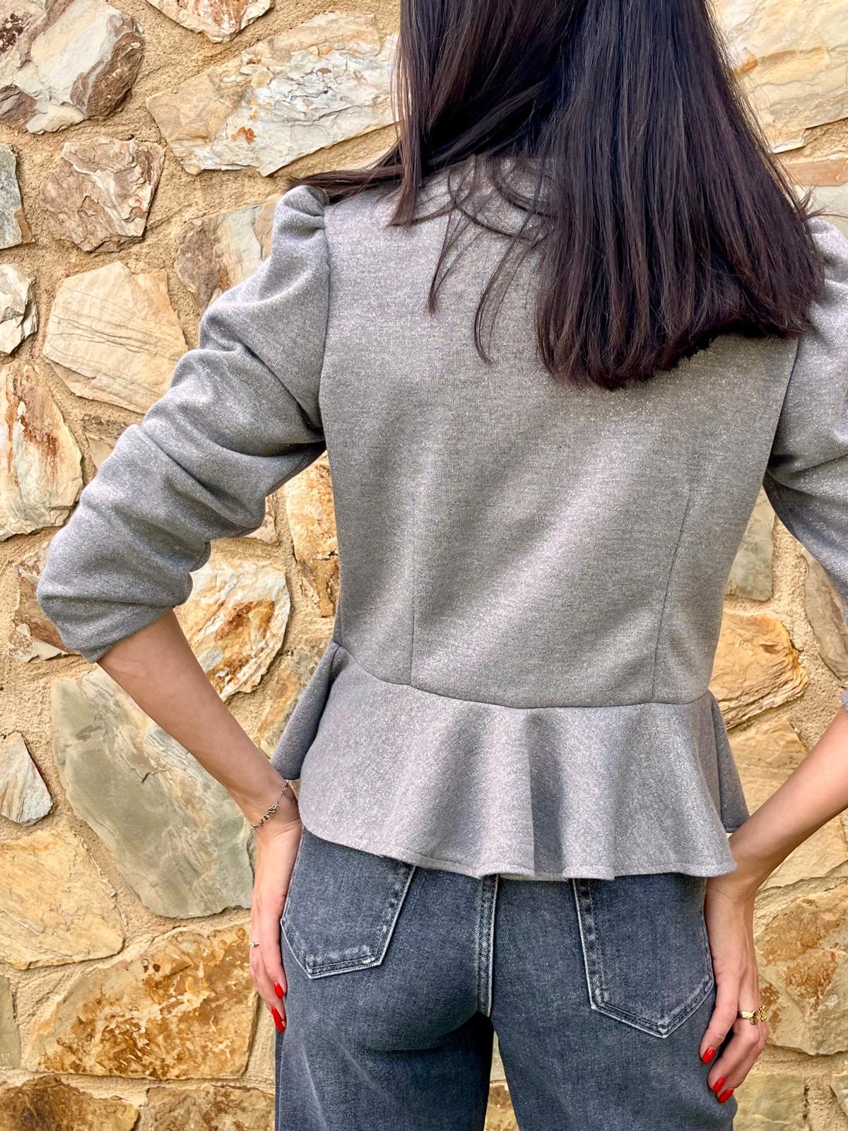 CHAQUETA GRIS CHIC