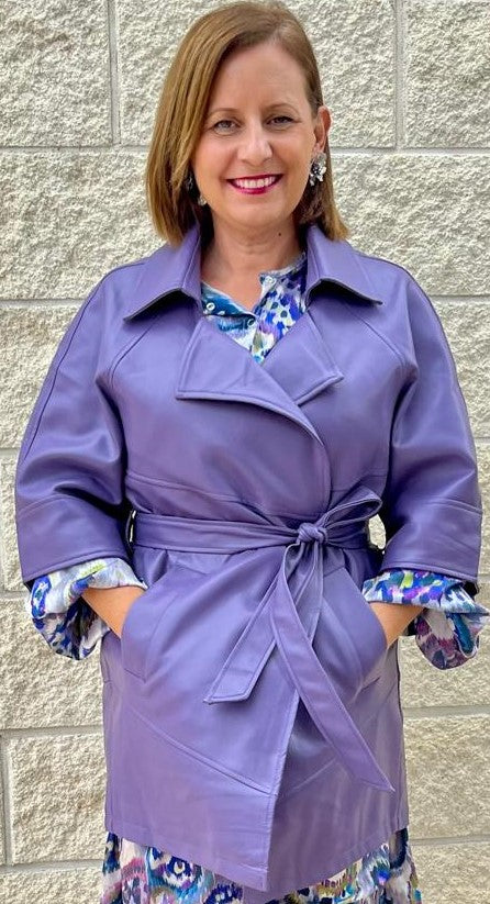 CHAQUETA POLIPIEL MORADA