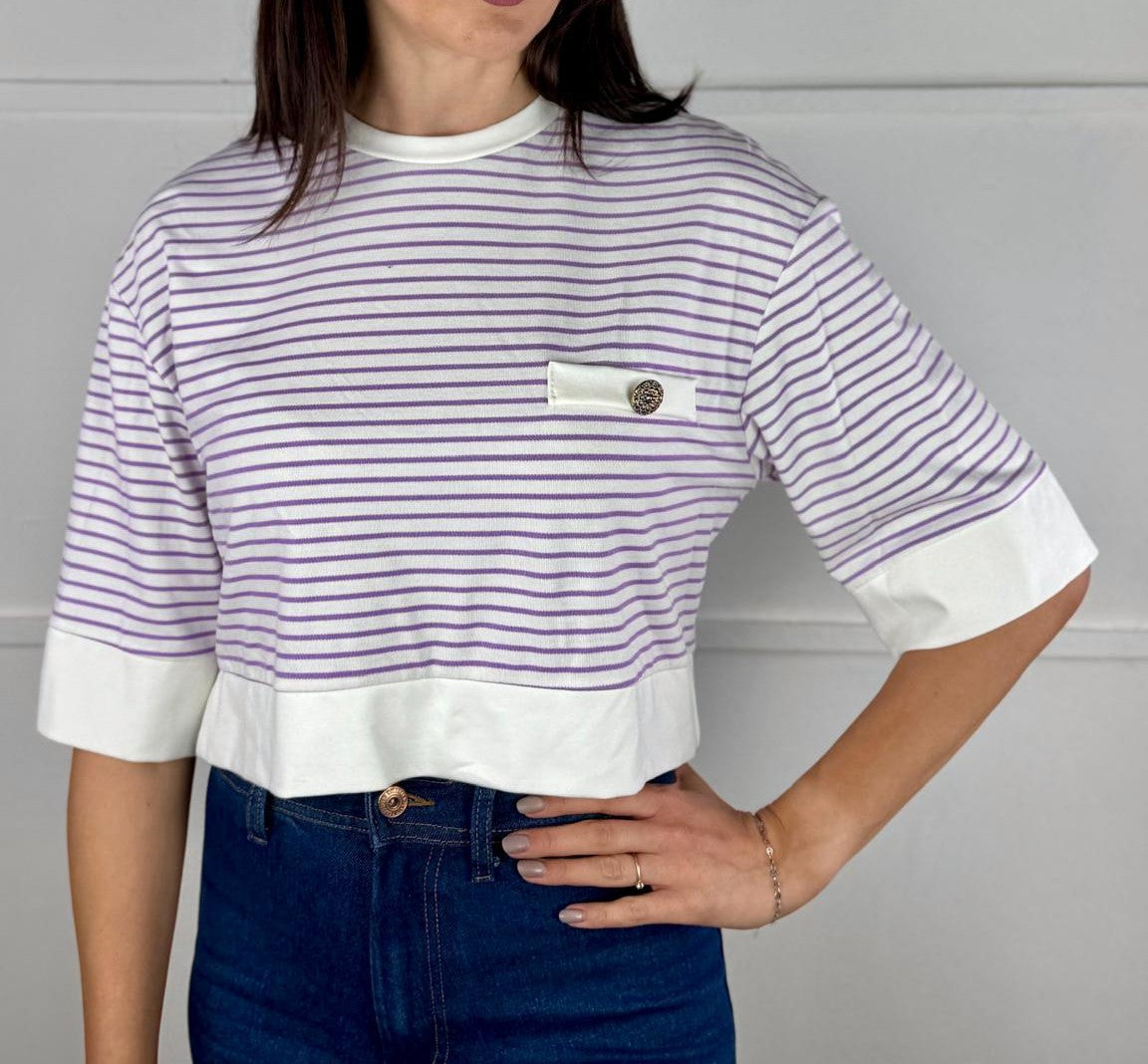 CAMISETA RAYAS LILA