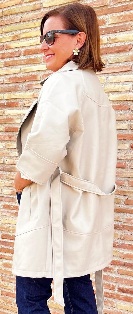 CHAQUETA POLIPIEL BEIGE