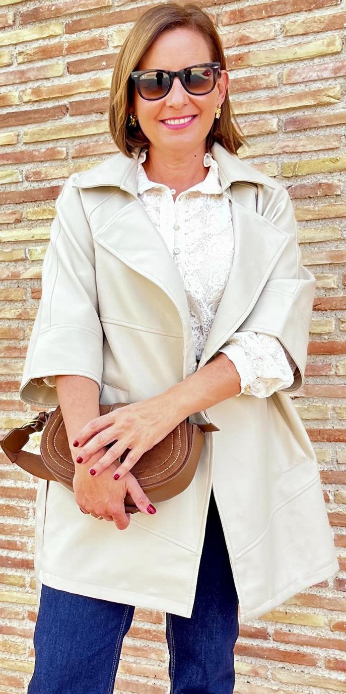 CHAQUETA POLIPIEL BEIGE